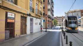 Calle Francisco Cubells de València donde fue encontrada la mujer desorientada y con lesiones. germán caballero