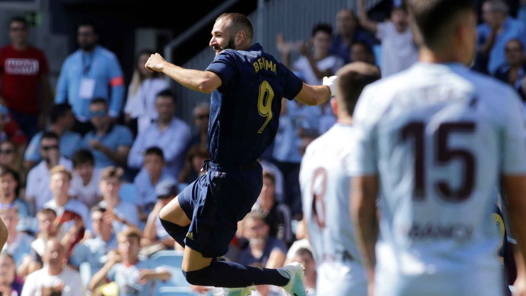 Karim Benzema celebra su gol ante el Celta