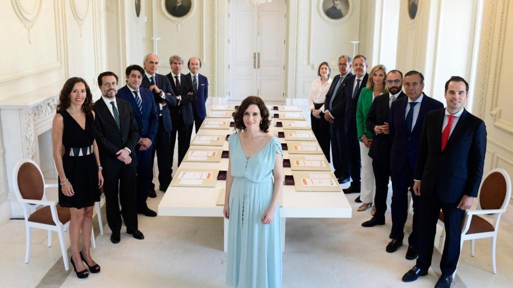 Ayuso, presidiendo la primera reunión del Gobierno de la Comunidad de Madrid.