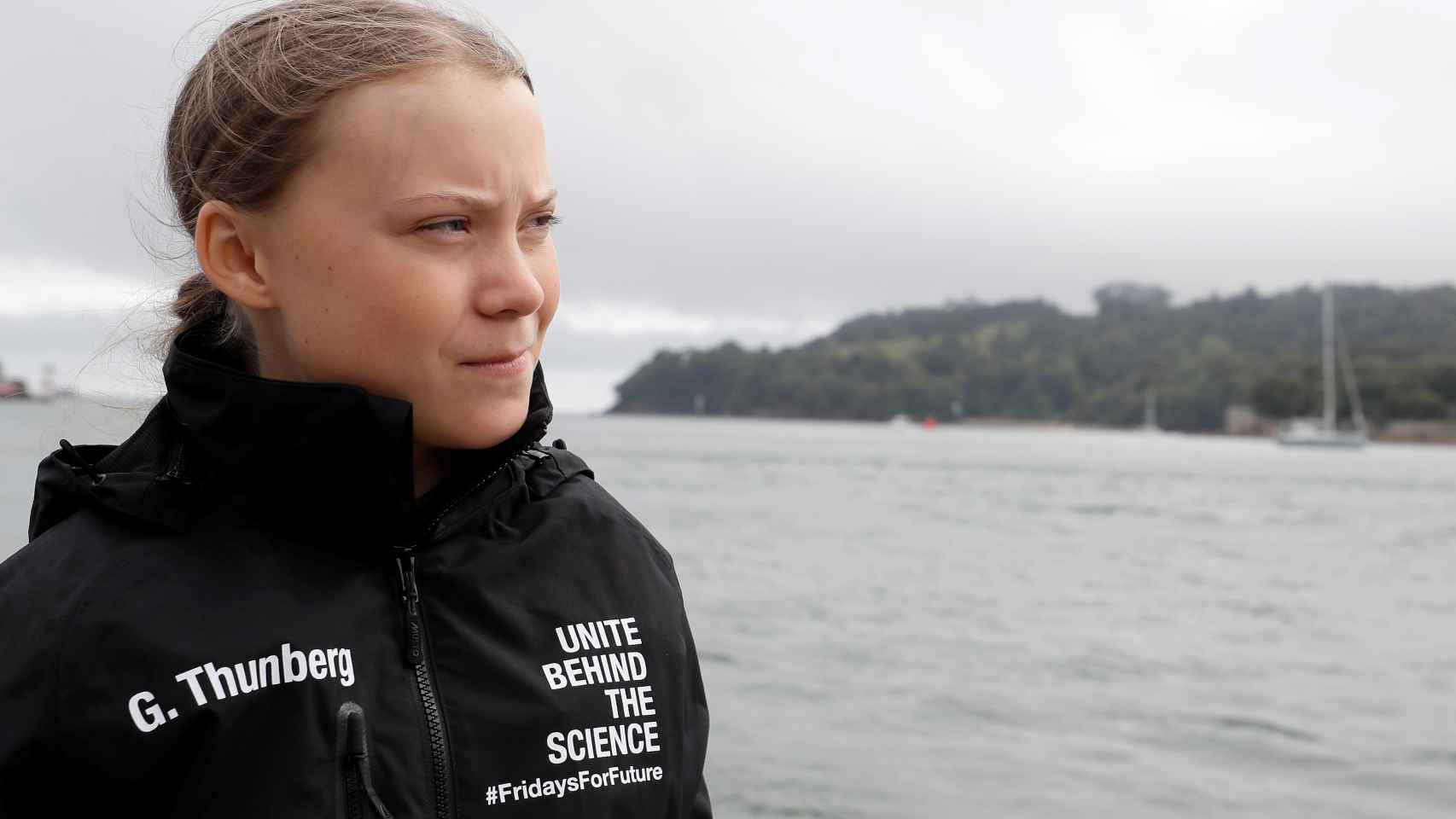 Greta Thunberg antes de subirse al barco que la llevará a la cumbre climática de la ONU.