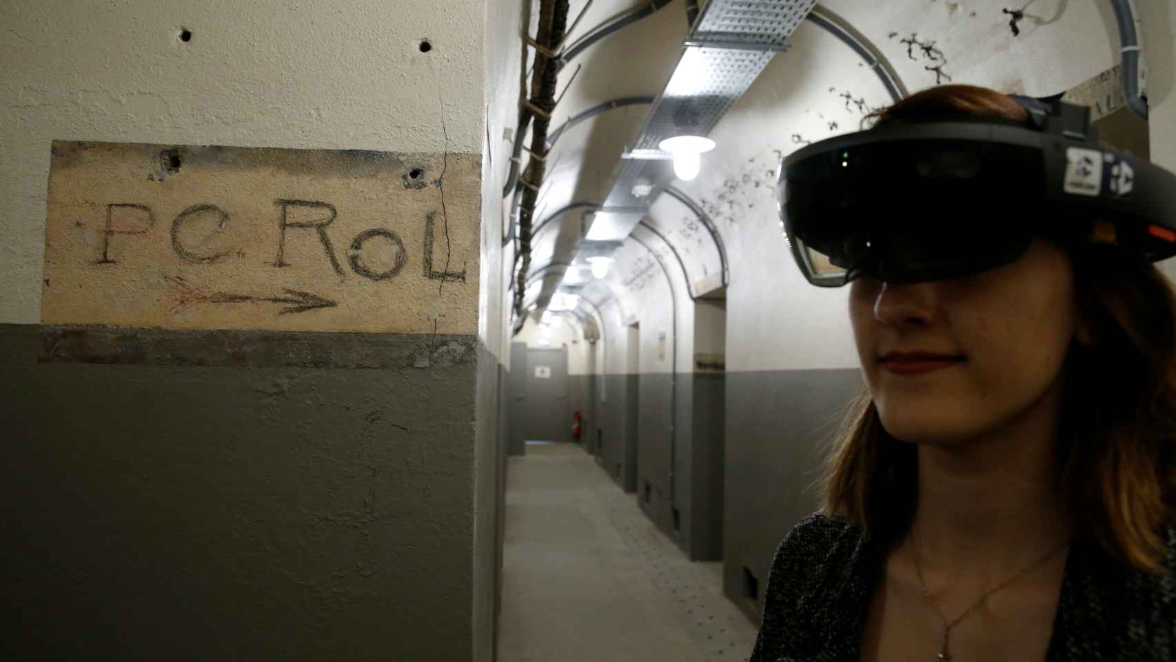 Para más sensación de realismo, el búnker se recorre con gafas de realidad virtual.