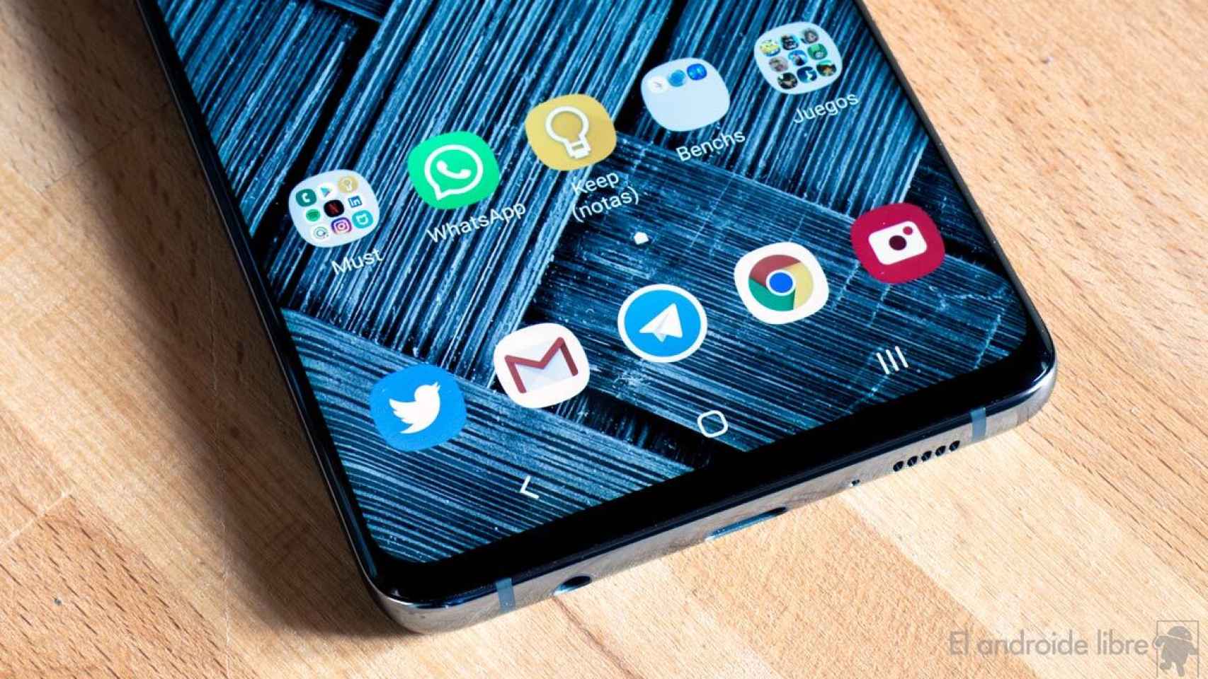 Android 10 con One UI 2.0 es filtrado en un Galaxy S10+