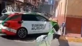 El coche de Euskadi Murias tras sufrir el accidente