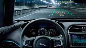 Jaguar y la Universidad de Cambridge desarrollan una pantalla 3D inmersiva para el coche
