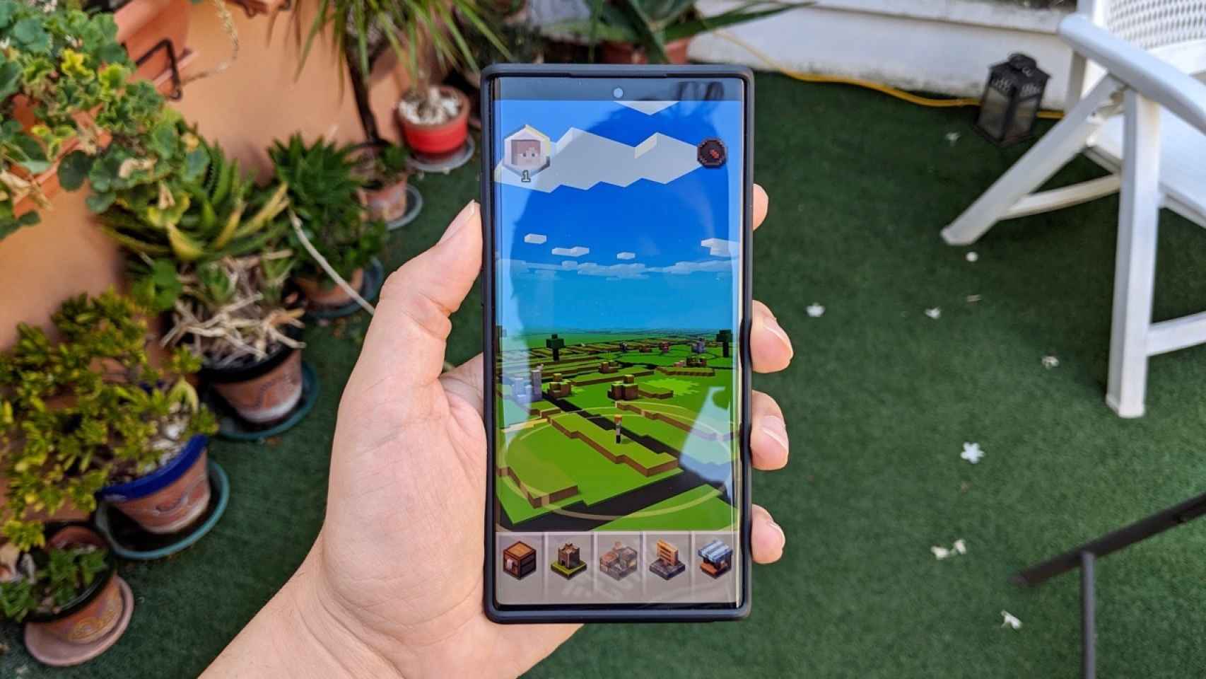 Ya puedes jugar a Minecraft Earth en tu móvil Android