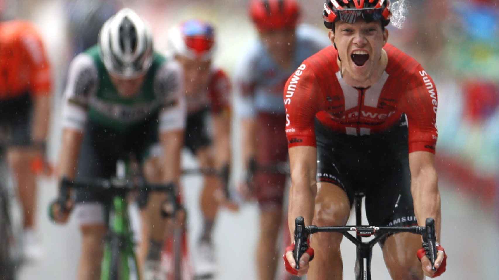 Pelotón en la octava etapa de La Vuelta a España 2019