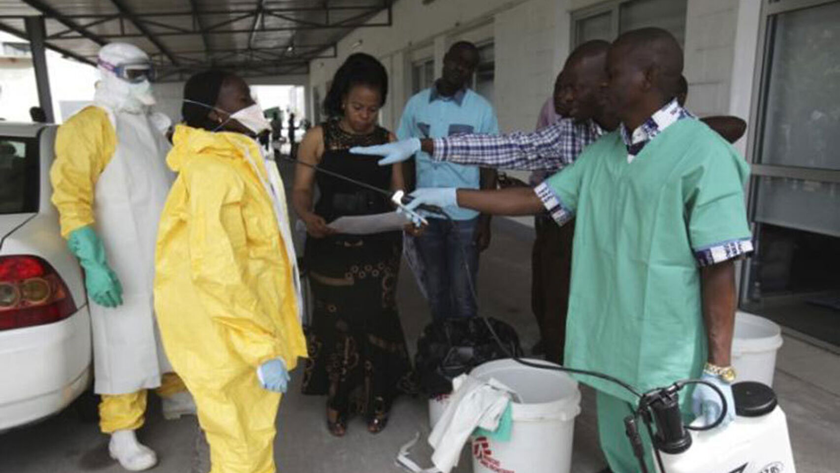 La OMS declara el brote de ébola en el Congo como emergencia internacional.