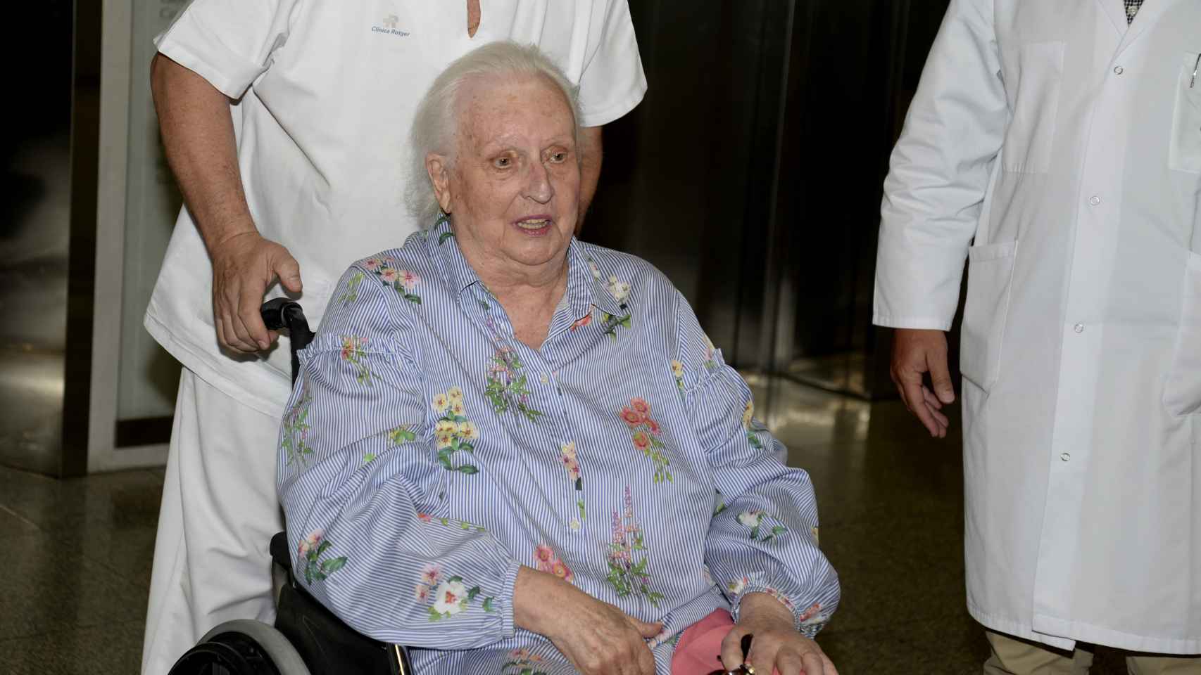 La infanta Pilar de Borbón ha reaparecido en Madrid tras haber sido ingresada en un hospital de Mallorca a finales de verano.
