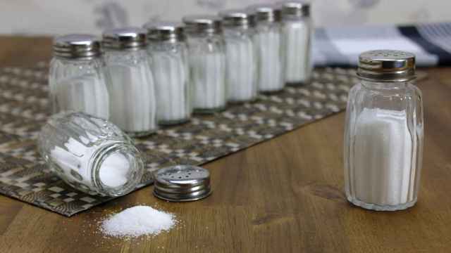 El consumo excesivo de sal puede provocar hipertensión.