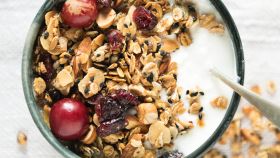Solas o acompañadas de yogur, fruta u otros frutos secos, son un alimento ideal para el desayuno.