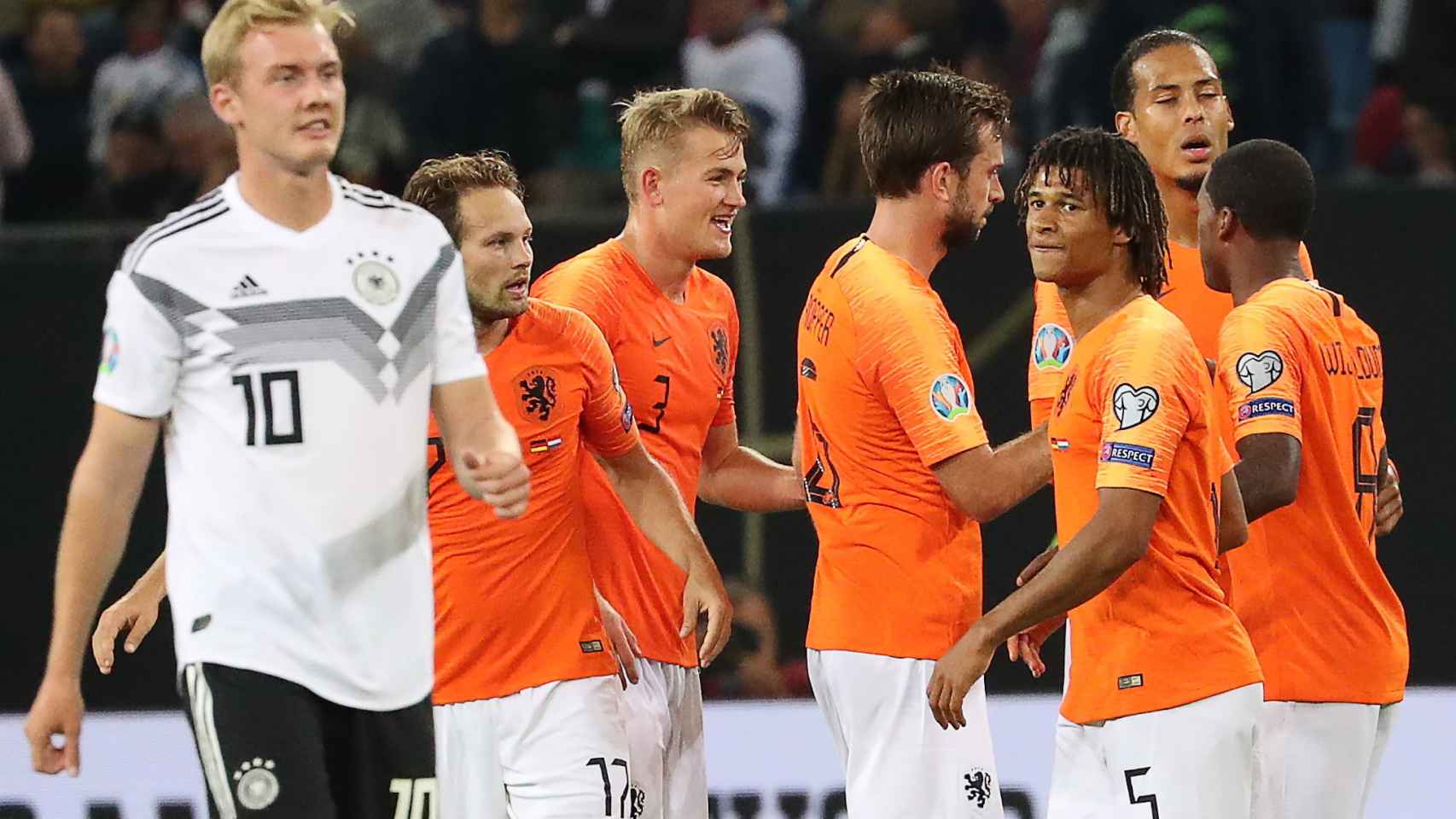 Holanda celebra contra Alemania.