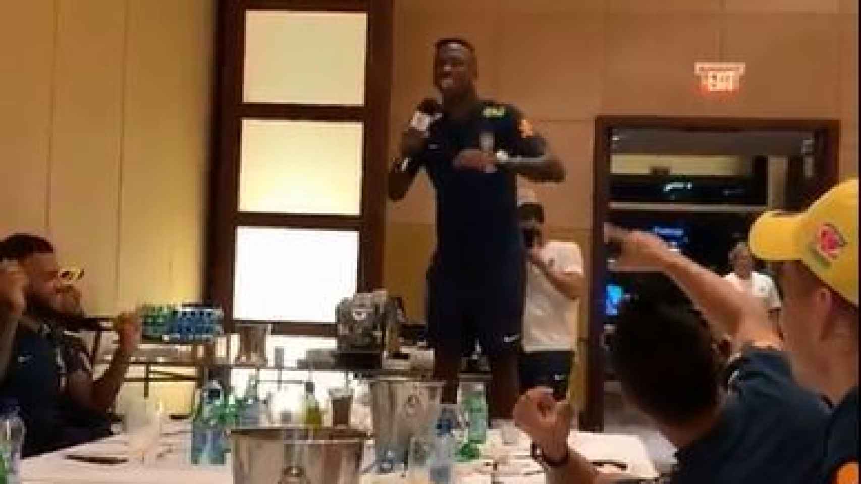 Vinícius con la selección de Brasil. Foto (@lucaspaque)