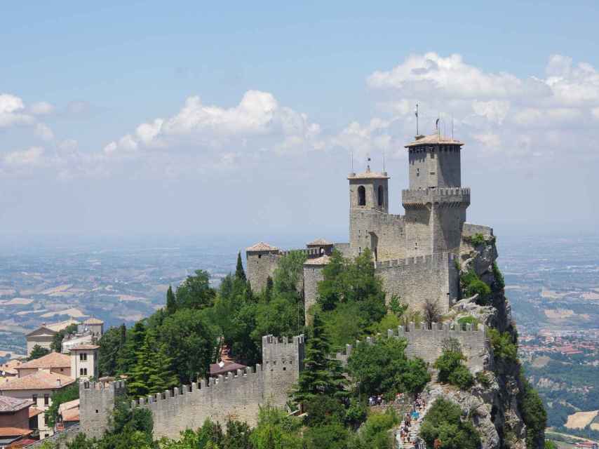 La Torre Guaita, vigia incansable de la República de San Marino.