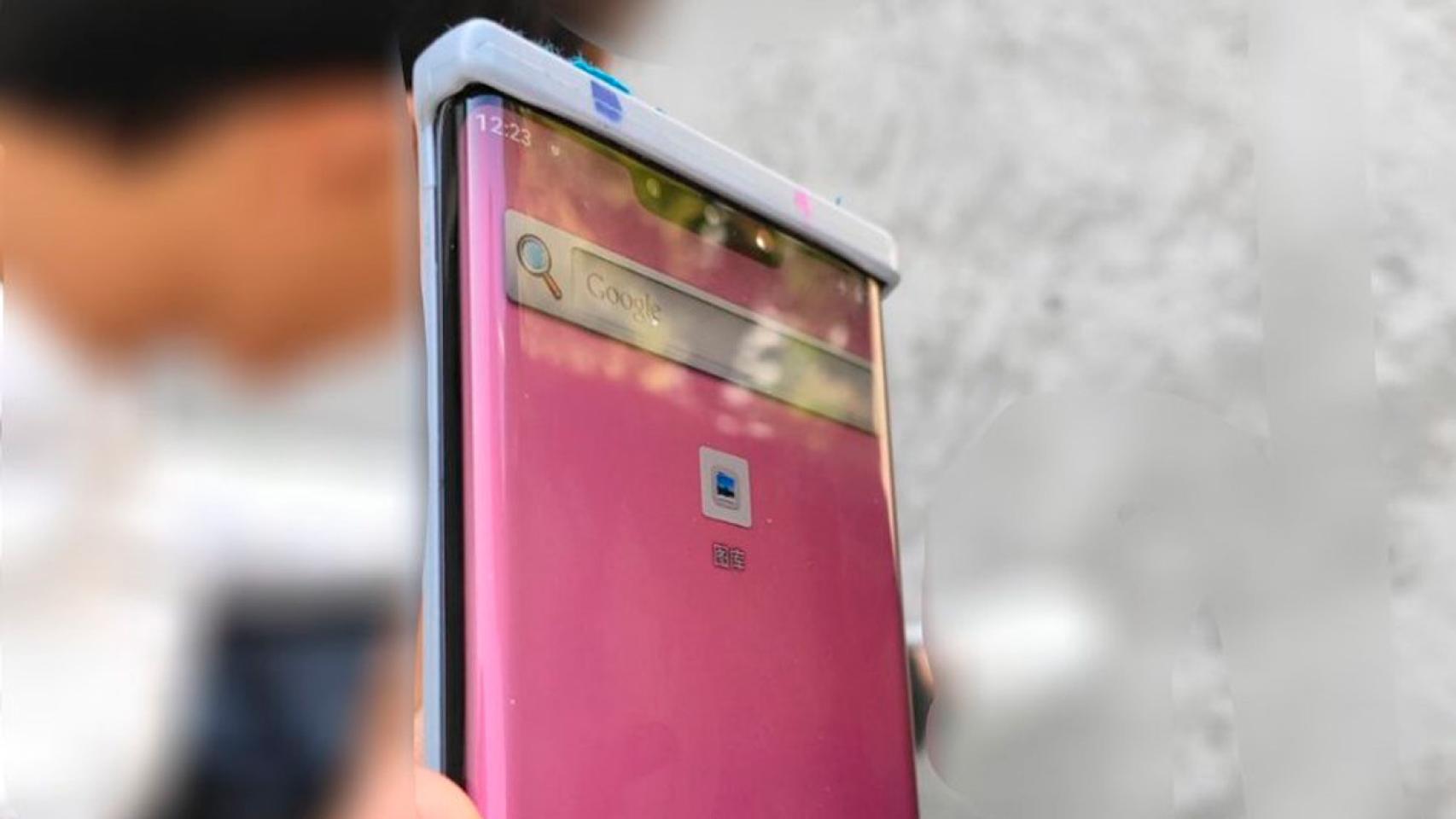 El Huawei Mate 30 Pro aparece en una foto con una versión pura de Android