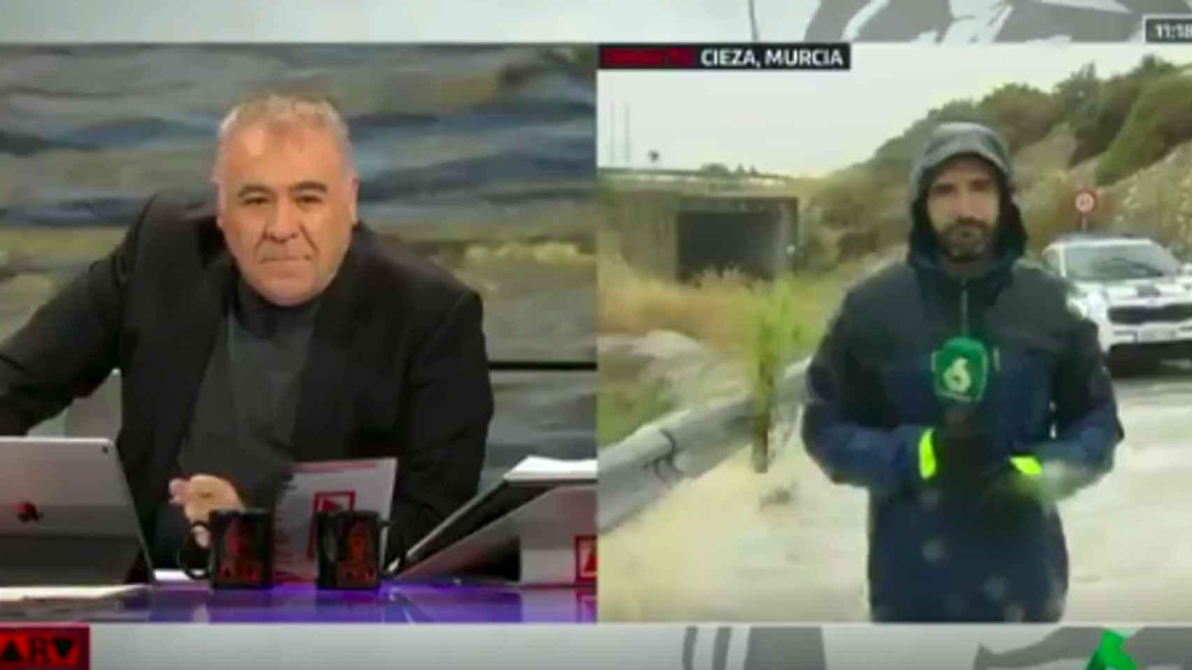 Fotograma del programa 'Al rojo vivo' mientras retransmitían las inundaciones en Murcia.