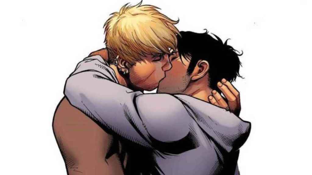 El beso gay censurado.