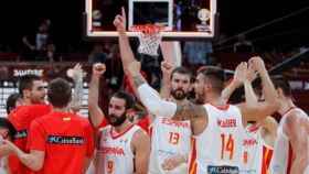 España celebra la victoria ante Australia