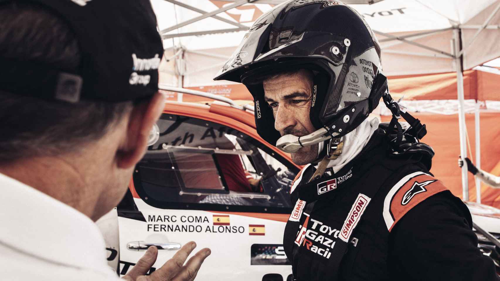 Marc Coma durante los test con Fernando Alonso previos al Dakar 2020