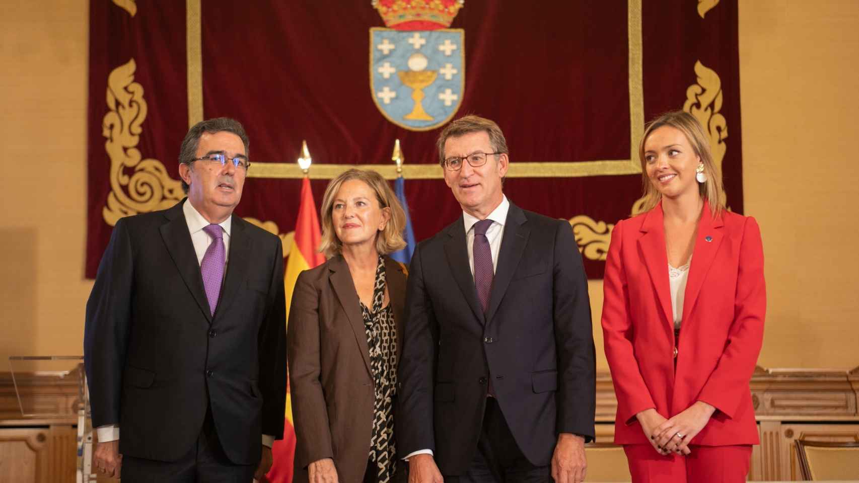 El titular del Gobierno gallego preside la firma de un convenio con la Fundación Amancio Ortega.