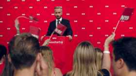 El presentador Jan Böhmermann en uno de sus vídeos intentando postularse a liderar el SPD.