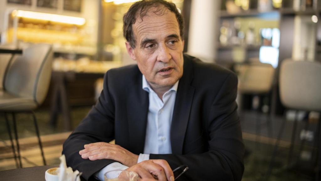 José María Múgica en un momento de su entrevista con EL ESPAÑOL.