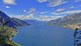 Lago di Como, al abrigo de los Alpes