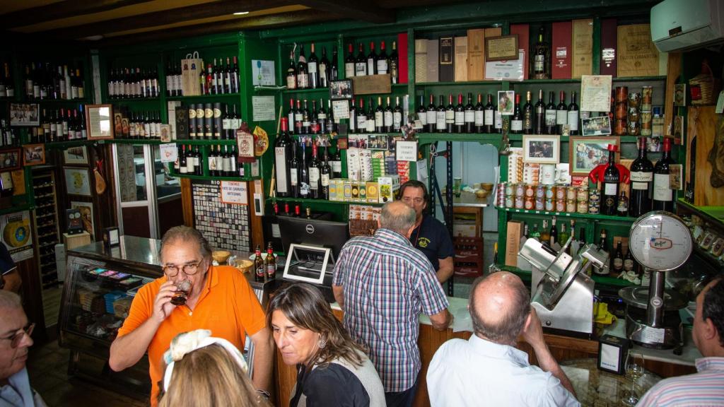 'La Cepa Gallega' vendía habitualmente unos 30 kilos semanales de chicharrones de 'Sabores de Paterna'.