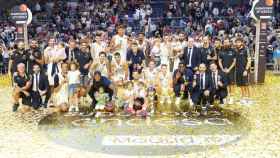Los jugadores del Real Madrid tras ganar la Supercopa ACB. Foto: ACB Media