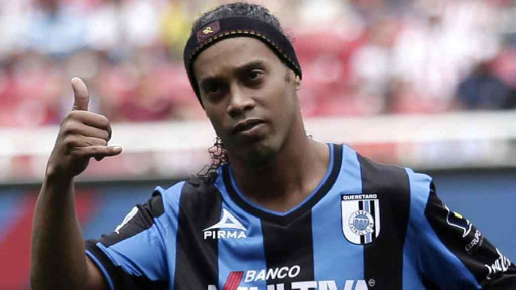 Ronaldinho, durante su etapa en el Querétaro de México