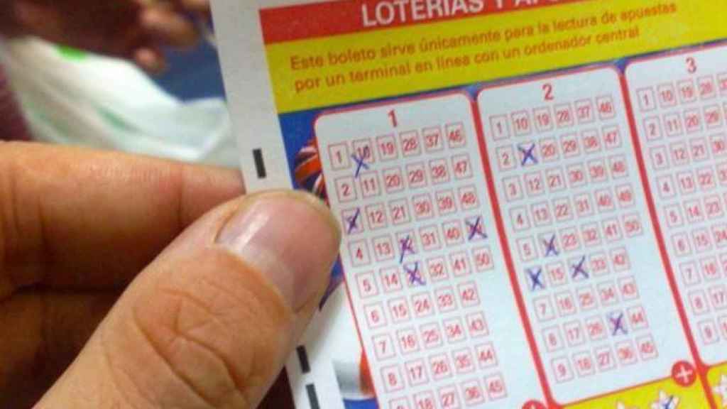 ¿Qué es más probable que te toque la lotería o el Euromillón