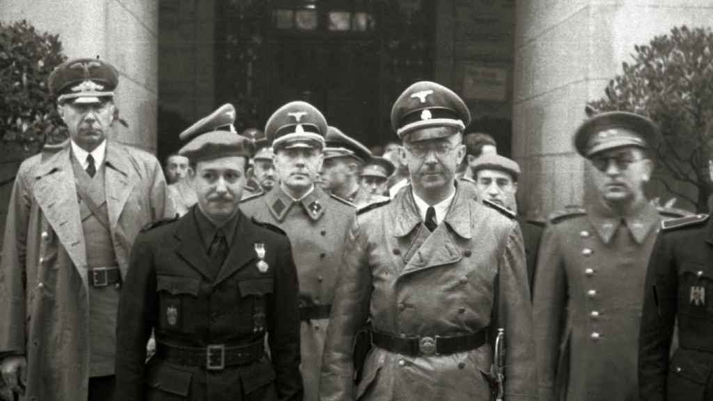 Himmler en San Sebastián, junto a José Finat y Gerardo Caballero.