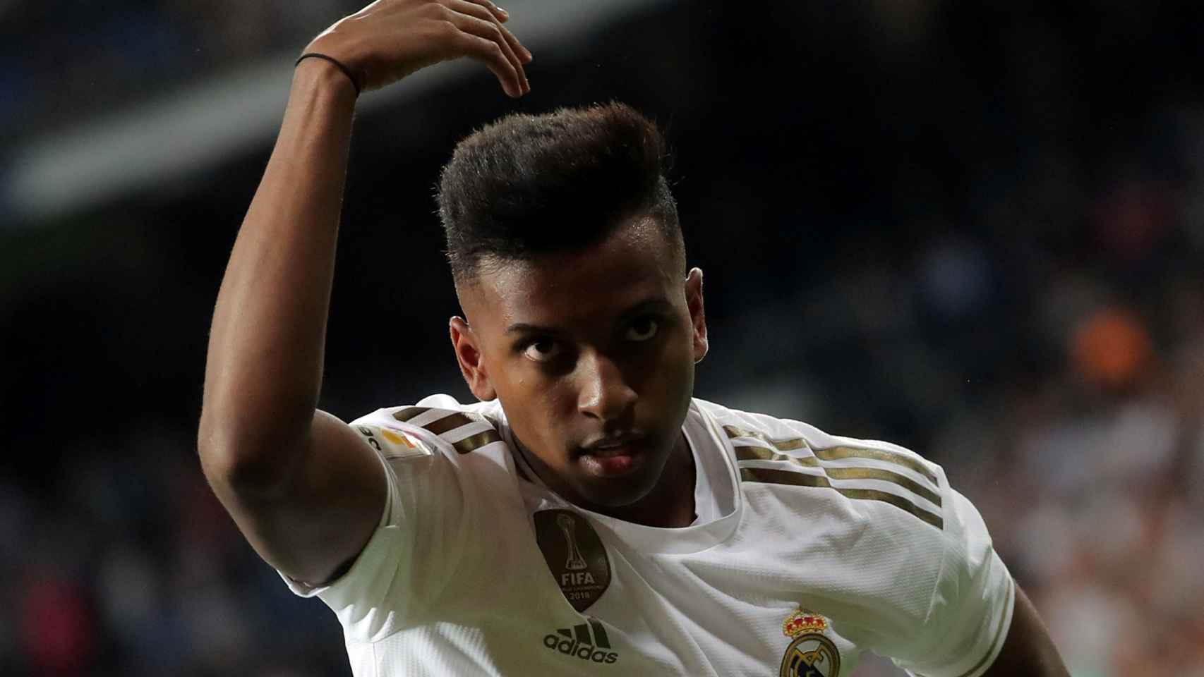 Rodrygo celebra su primer gol con el Real Madrid