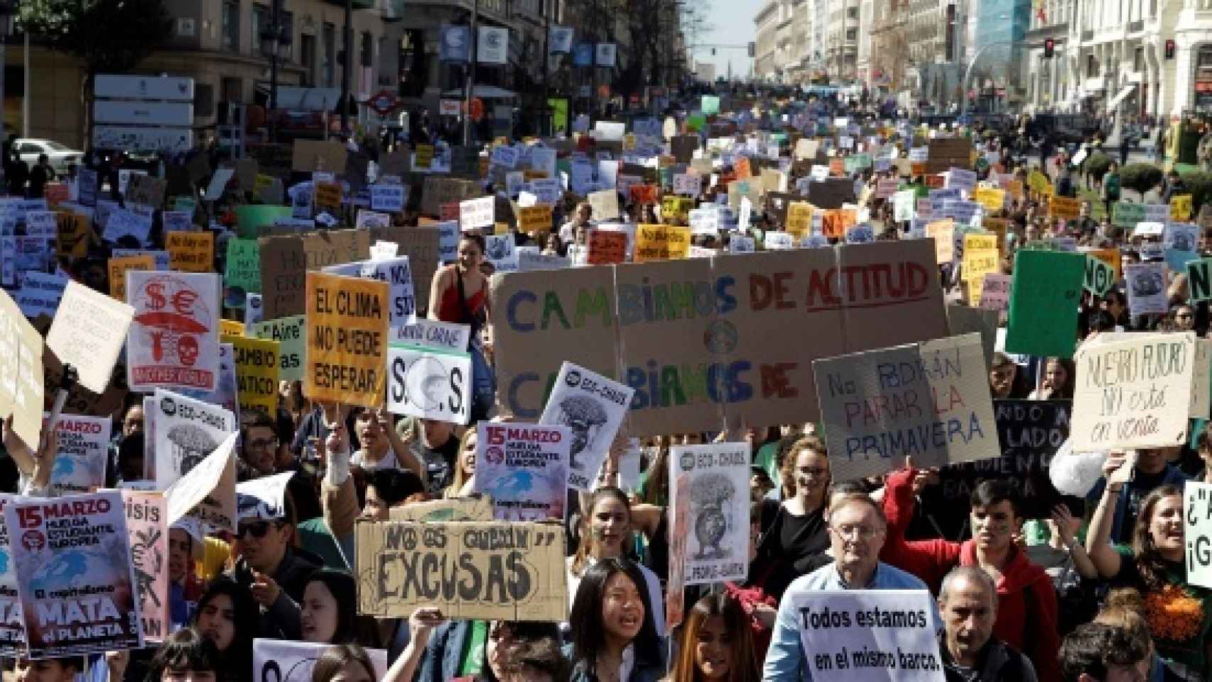 Estudiantes se manifiestan en Madrid convocados por Fridays For Future