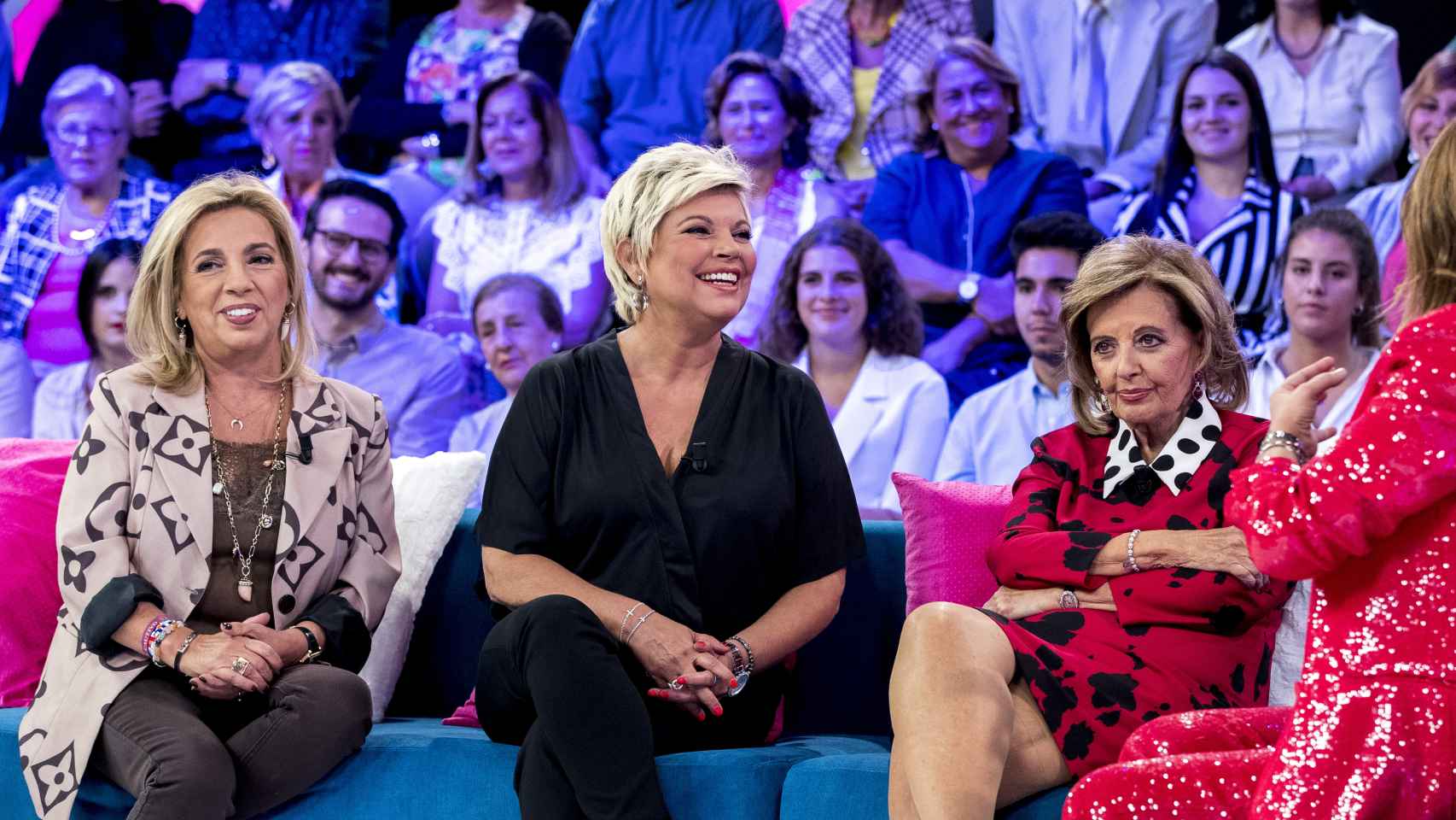Borrego, Terelu y María Teresa en el programa de Toñi Moreno en Telemadrid.