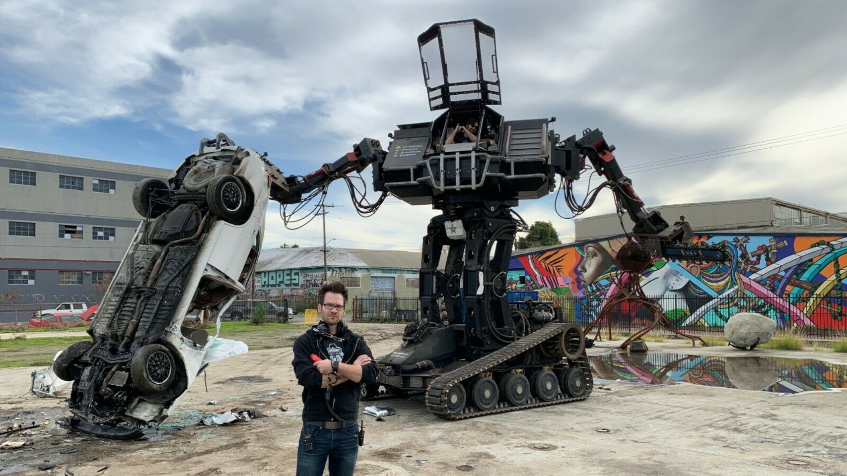 Ahora puedes comprarte un robot gigante en eBay (envío no incluido)