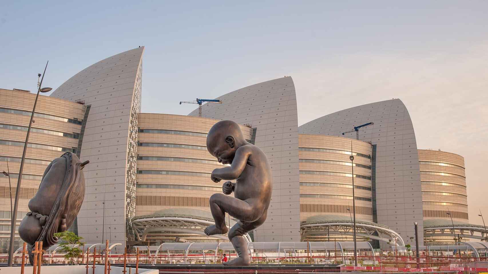 El lujoso y futurista hospital en el que nacieron los hijos de Xavi en Doha.