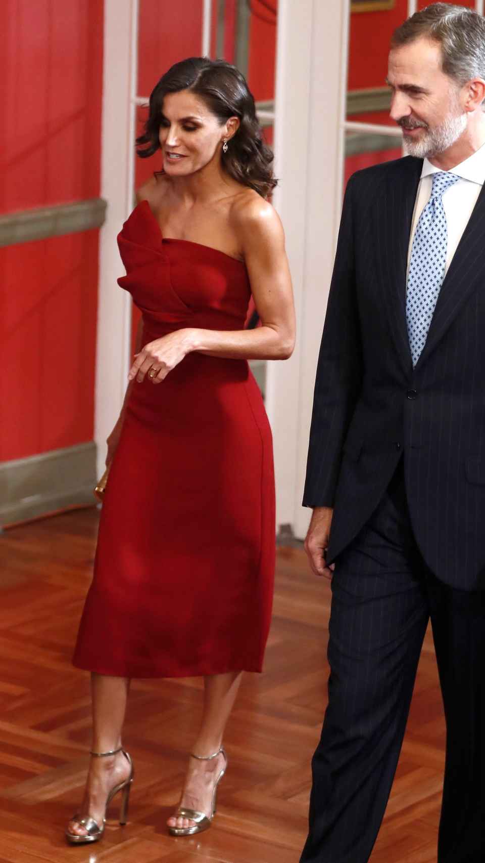 El rey Felipe y la reina Letizia a su llegada al acto celebrado en el Westin Palace.