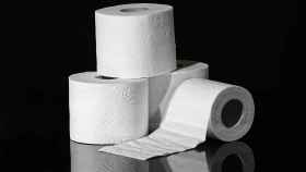 Una imagen de archivo de rollos de papel higiénico.