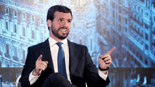 Casado exige a Sánchez que el PSC apoye la moción de censura contra Torra si quiere ser creíble