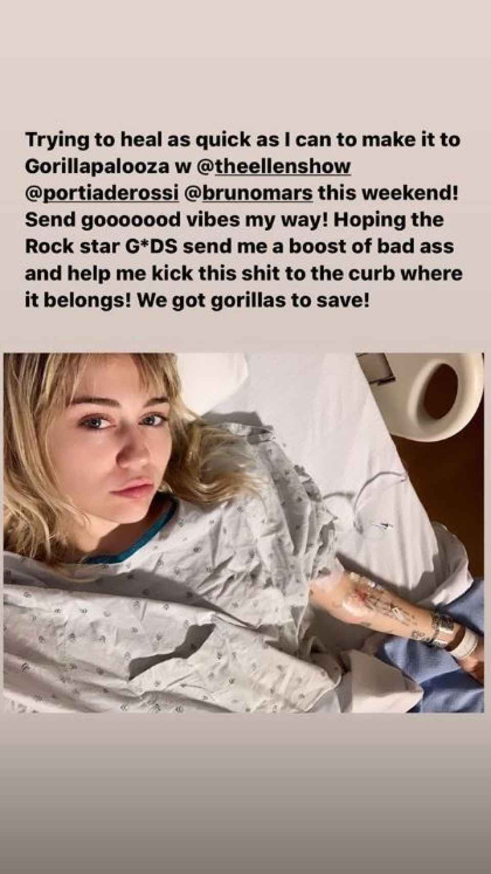 Miley Cyrus ha tenido que ser ingresada de urgencias en un hospital.