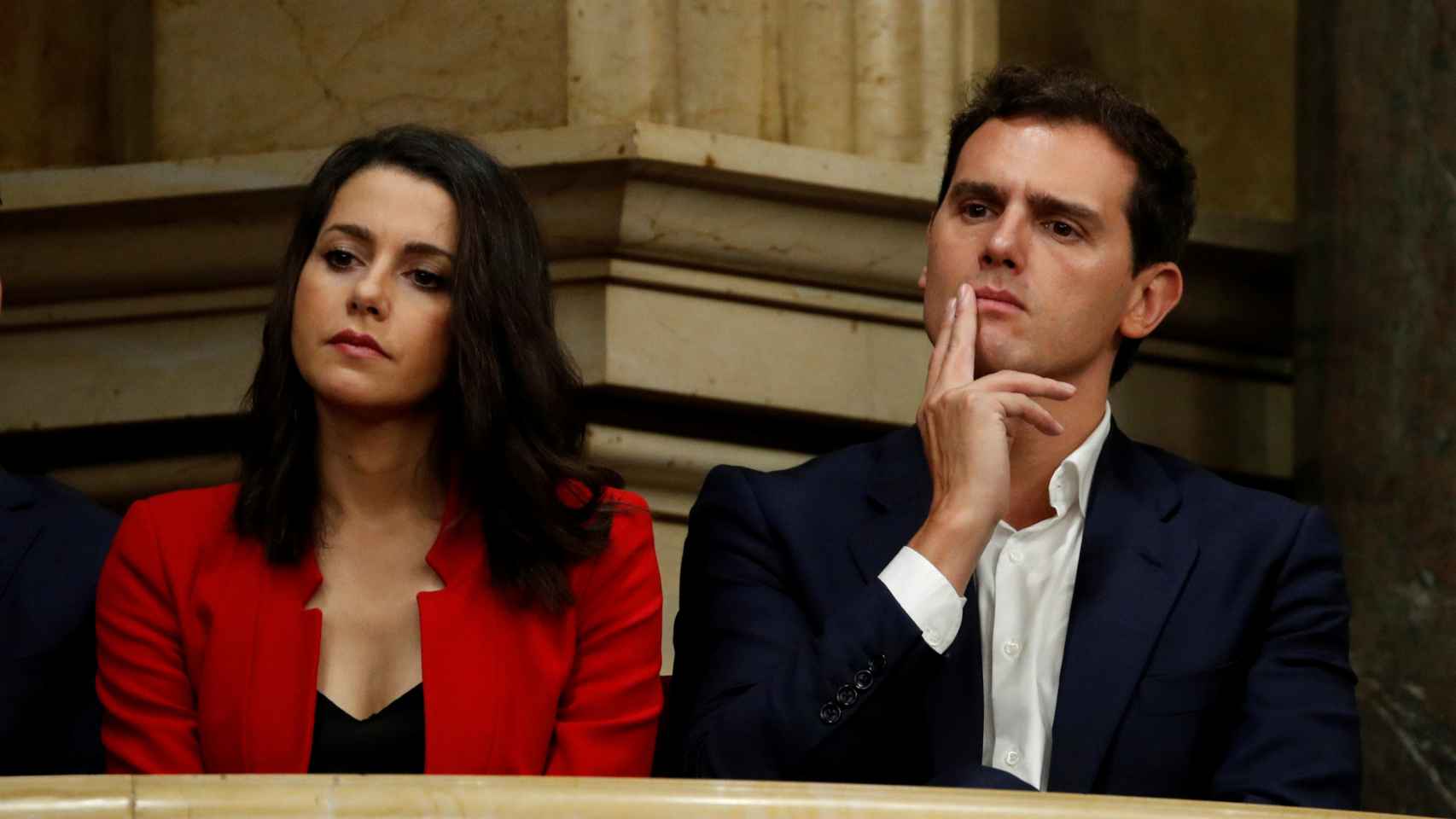 Los dirigentes de Cs Inés Arrimadas y Albert Rivera durante la moción de censura a Torra en el Parlament.