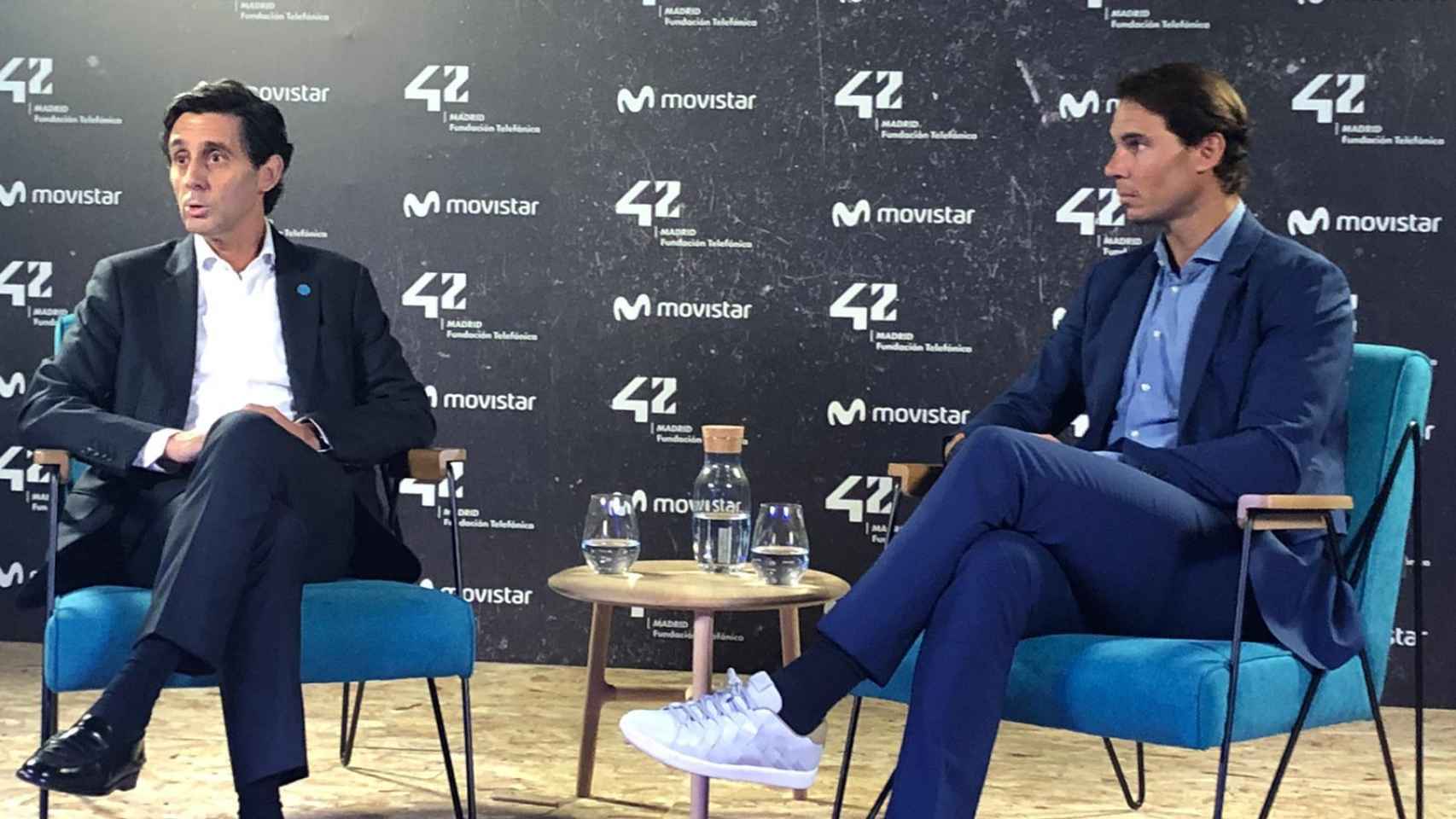 José María Álvarez Pallete y Rafa Nadal, durante la charla en 42Madrid.