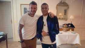 Beckham y Mbappé posan juntos