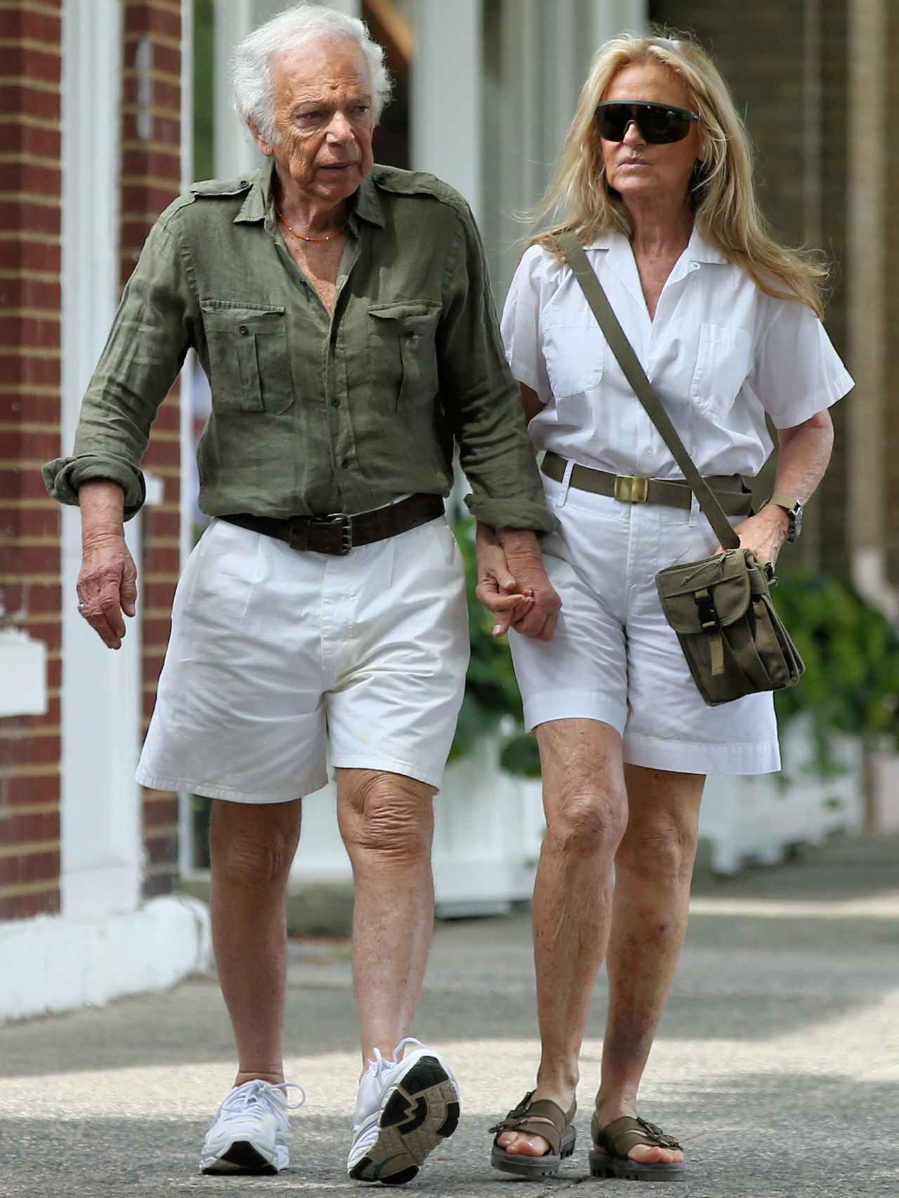 Ralph Lauren con su mujer Ricky Lauren por las calles de Nueva York.