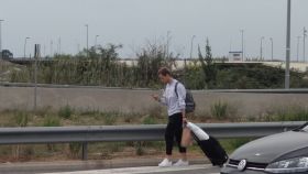 Rakitic,en el aeropuerto de Barcelona