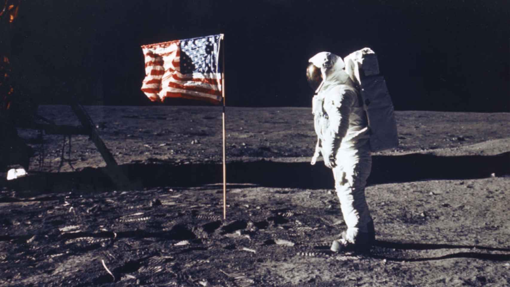 La llegada a la luna: un pequeño paso para el hombre, un gran evento para la televisión