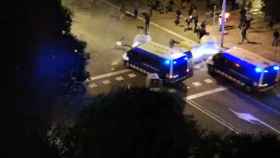 Una furgoneta de los Mossos atropella a un manifestante en Tarragona