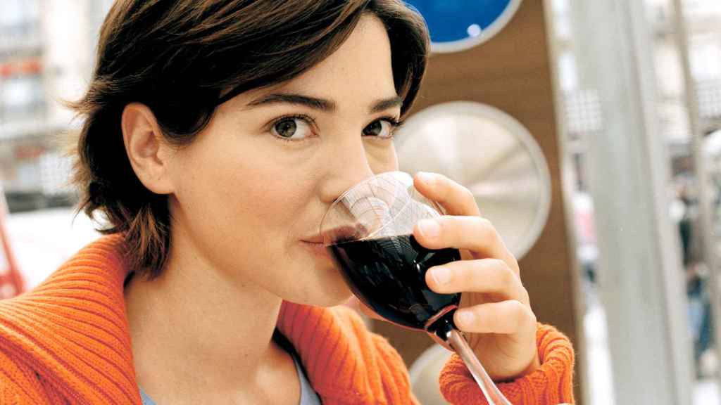 Un vino diario con la comida o como aperitivo ya supone un riesgo para la salud.