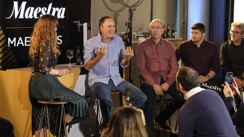 Los Lobos han estrenado el ciclo de 'Conversaciones Maestras' con Ana Morgade.