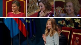 La princesa Leonor durante su discurso ante la atenta mirada de Letizia, la reina Sofía y Paloma Rocasolano.
